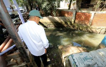 Kurangi Risiko Banjir, Pemkot Bandung Bakal Normalisasi Sungai Cijangjawa